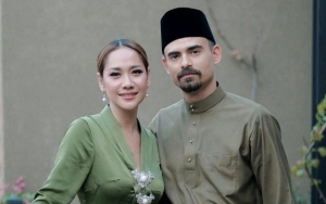 Sebulan Wafat, Foto Ashraf 'Beraura' Gelap Hingga 'Disentuh' Tangan Misterius Kembali Dibahas
