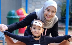 Zaskia Adya Mecca Ngaku Khawatir Gara-gara Sang Anak Suka Tokoh Boneka Chucky
