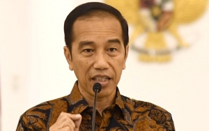 Koreksi Kebijakan Anies Baswedan Terkait Corona, Jokowi: Transportasi Publik Tetap Harus Disediakan