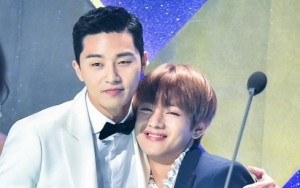 V BTS Terungkap Kunjungi Lokasi Syuting 'Itaewon Class', Jadi Cameo?