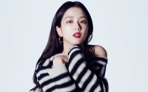 Dandanan Jisoo BLACKPINK Bak Dewi Bunga Tuai Pujian Selangit Saking Cantiknya