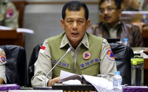 'Lelah' Berdebat, Kepala BNPB Minta Indonesia Kompak Lawan Corona