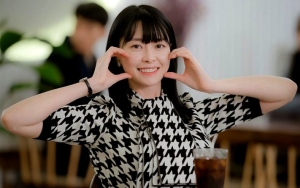 Deretan Foto Cantik Dirilis, Kwon Nara Dipuji Selalu Cerahkan Lokasi Syuting 'Itaewon Class'