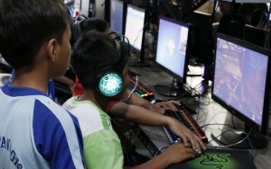 Bukannya Belajar di Rumah, 100 Pelajar Terciduk Bermain Game Online di Warnet
