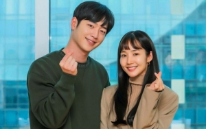 Sama-Sama Kesulitan, Intip Kompaknya Seo Kang Joon - Park Min Young Belajar Menari di Lokasi Syuting