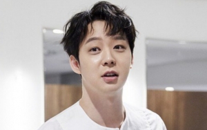 Jual Photobook Rp 1,1 Juta Usai Pensiun, Park Yoochun Dikritik Habis-Habisan 