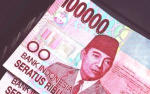 Rupiah Babak Belur Imbas Corona, Dolar AS Nyaris Sentuh Rp 17 Ribu