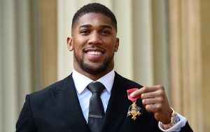 Pangeran Charles Positif Terkena Virus Corona, Petinju Anthony Joshua Akui Sempat Bertemu