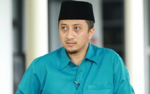 Ustaz Yusuf Mansur Unggah Foto Lesu Presiden Jokowi Usai Ibunda Wafat Bikin Terenyuh