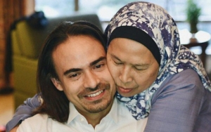 Ashraf Sinclair 40 Hari Meninggal Dunia, Sang Bunda Unggah Postingan Ini