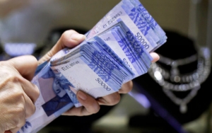 Heboh Kabar Pemerintah Beri Kompensasi Corona Rp 1.350.000/bulan, Begini Faktanya
