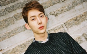 Jo Kwon Banjir Komentar Soal Orientasi Seksualnya Usai Foto Manja Kenakan Sepatu Hak Tinggi