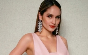 Cinta Laura Ajak Masyarakat Patuhi Aturan Di Rumah Saja
