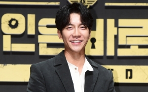 Lee Seung Gi Jadi Penyiar Program Berita SBS, Netizen Salfok Wajah Ganteng Pendamping