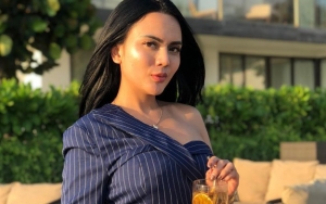 Anggita Sari Pose Cantik Hamil 7 Bulan, Balas Menohok Saat Diminta Ungkap Identitas Suami