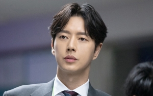 Park Hae Jin Berubah Jadi Bos Pekerja Keras di Drama Komedi MBC 'Old School Intern'