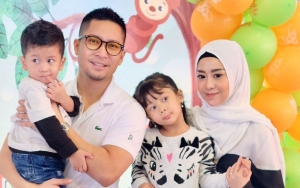Masih Karantina, Video Detri Warmanto Temui Anak di Halaman Bikin Nangis Terenyuh