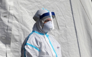 Rentan Terpapar Virus, Begini Curahan Hati Pencuci APD di Rumah Sakit Solo