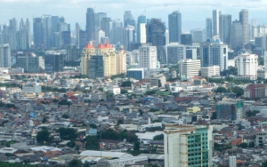 7 Seleb ini 'Bersyukur' atas Wabah Corona Lewat Foto-foto Langit Cerah Jakarta 