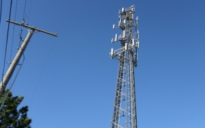 Tower Seluler di Inggris Dibakar Warga Gara-Gara Isu 5G Bisa Sebar Corona