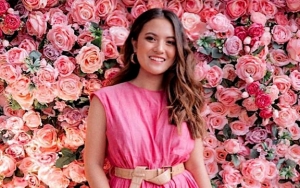 Mirip Shandy Aulia, Marsha Aruan Juga Pakai Dress dan High Heels Saat Bersihkan Rumah