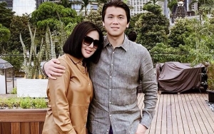 Syahrini Bikin Dalgona Coffee untuk Mertua, Reino Nyicip Ngode Tak Enak?