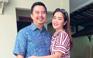 Sempat Khawatir Suaminya Masih Bertugas Saat Wabah Corona, Vega Darwanti Diberi Pesan Ini