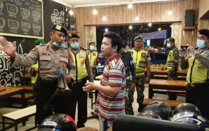 PSBB Berlaku di Tengah Pandemi Corona, Aparat Diminta Bubarkan Kerumunan Dengan Cara Persuasif