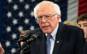 Bernie Sanders Mundur dari Pencalonan Presiden AS, Biden Melaju Lawan Trump di Pilpres