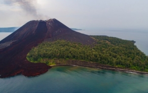 Anak Krakatau Erupsi, Bagaimana Kondisi Permukaan Laut Di Sekitar?