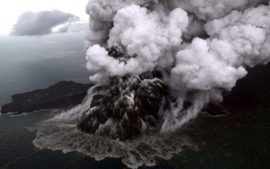 Gunung Anak Krakatau Erupsi, Ternyata Sudah 'Dikode' Lewat Fenomena Gelembung Laut Ini