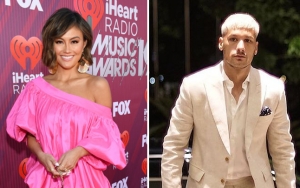 Agnez Mo-Raphael Maitimo Gandengan Mesra, Ditegur Soal Corona Hingga Social Distancing