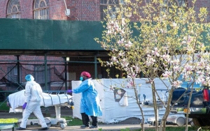 Petugas Pemakaman New York Sebut Penguburan dan Kremasi Meningkat 300 Persen Akibat Corona
