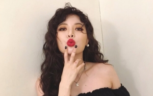 Usai Tunjukkan Menu Nasi Sekepal untuk Diet, HyunA Pamer Bodi Seksi Umbar Abs