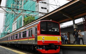 Kepala Daerah Jabar Minta KRL Dihentikan Selama PSBB, Kenapa? 
