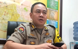 Polisi Razia Tempat Nongkrong di Surabaya, 2 Pengunjung Diindikasi Positif Corona