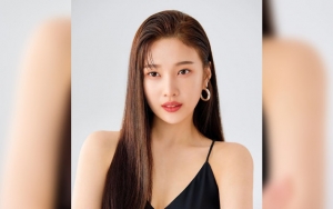 Dandanan Joy Red Velvet di Acara Ini Tercantik Sepanjang Masa, Setuju?
