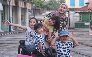 Zaskia Adya Mecca Buka Suara Perihal Baju Anak Terlihat Selalu Sama