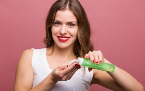 Pilih Yang Cocok, Intip 7 Rekomendasi Hydrating Toner Untuk Wajah Yang Senantiasa Lembap