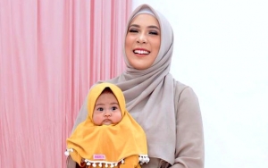 Fitri Tropica Pamer Skill Nyanyi, Ekspresi Ketakutan Sang Putri Bikin Ngakak
