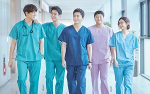'Hospital Playlist' Segera Syuting Episode Terakhir, Netizen Langsung Tagih Season 2