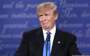 Krisis Corona di AS Meluas, Donald Trump Bakal Larang Imigran Masuk