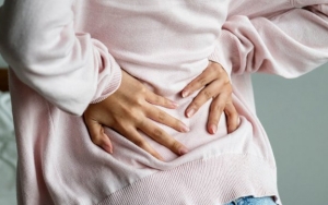 Simak 8 Tips Ini Agar Terhindar dari Nyeri Punggung Akibat Terlalu Lama Duduk Saat WFH