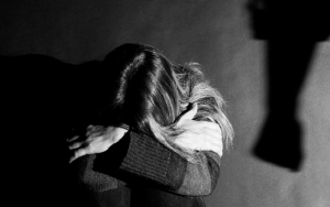 Pandemi Corona dan Lockdown Tingkatkan Kekerasan Terhadap Pengungsi Perempuan