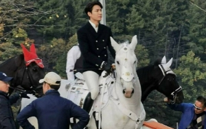 Ojol Berkuda Jateng Viral, Netizen Bandingkan Dengan Lee Min Ho di 'The King: Eternal Monarch'