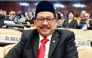 Beri Larangan Ziarah Kubur Saat Pandemi Corona, Wamenag Ramai Dirundung Netizen