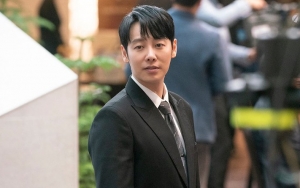 Bosan di Rumah Aja? Yuk Kepoin 10 Drama dan Film Kim Dong Wook si Ganteng 'Anchor Lee' Ini