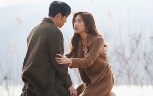 Kim Dong Wook Digoda Fans Usai Cium Bibir Moon Ga Young Lagi di 'Find Me In Your Memory' 