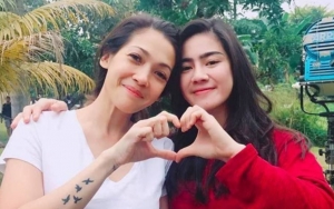 Felicya Angelista Sandingkan Pas Foto Nikah dengan Mieke Amalia, Mirip?