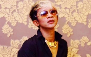 Hari Pertama Puasa, Aming Bagi-Bagi Sembako Untuk Seribu Orang